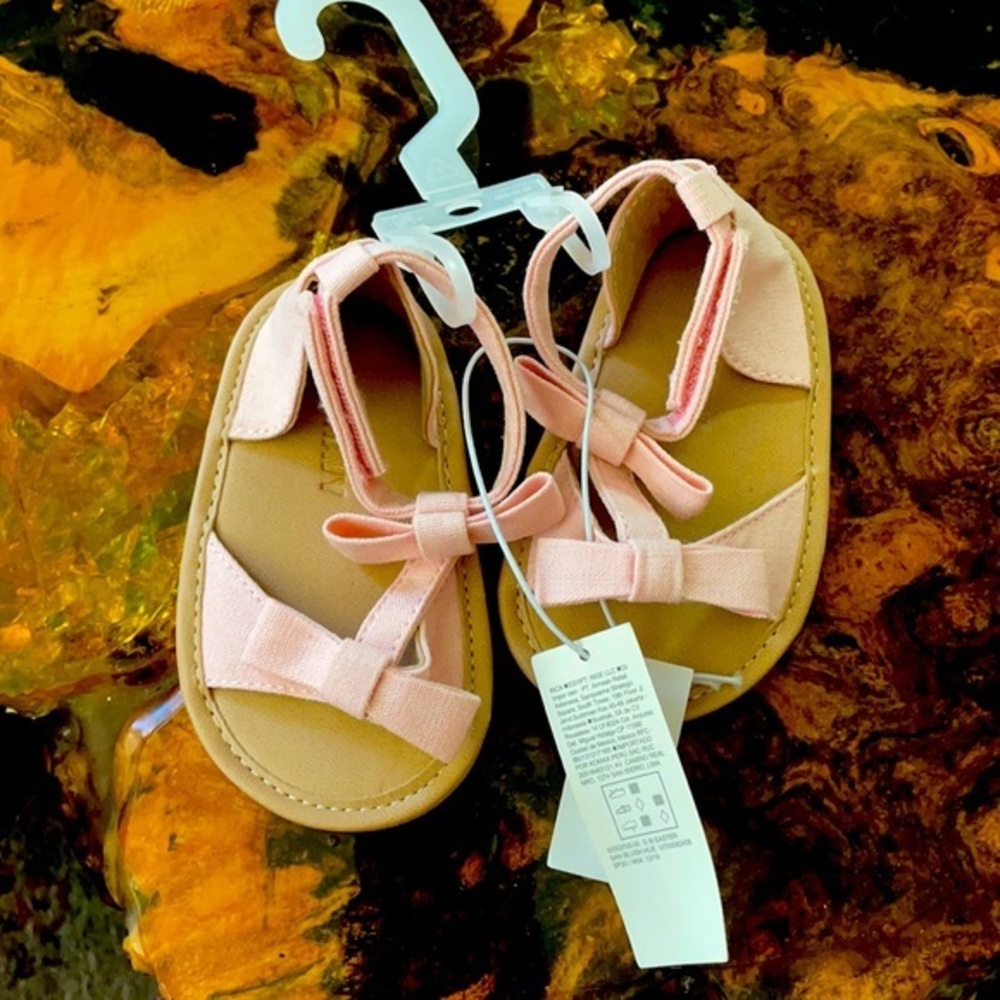Pink baby sandals